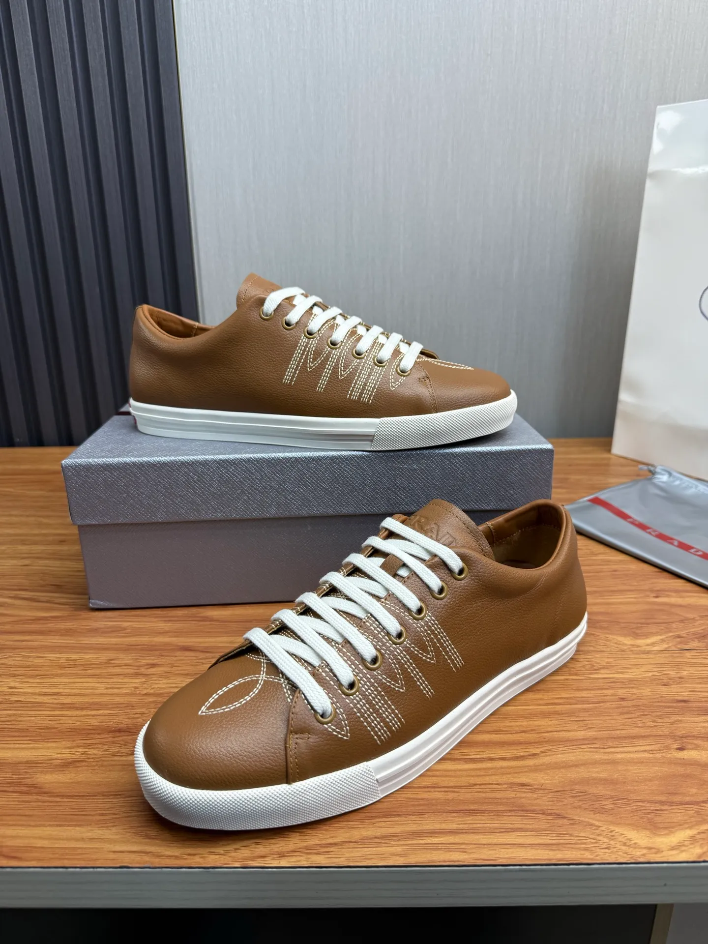 Men's shoes 560💰 [PRADA] Popular items in men's shoe counters, synchronized with the official website, 1 high-quality shipment ✔️Original cowhide + cowhide lining, 1🆚1 replica, original sole, 38-45 (45 customized, non-refundable)